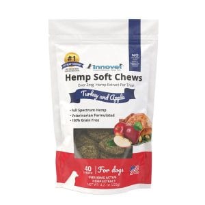 Innovet hemp soft chews for dogs with turkey and apple flavour.