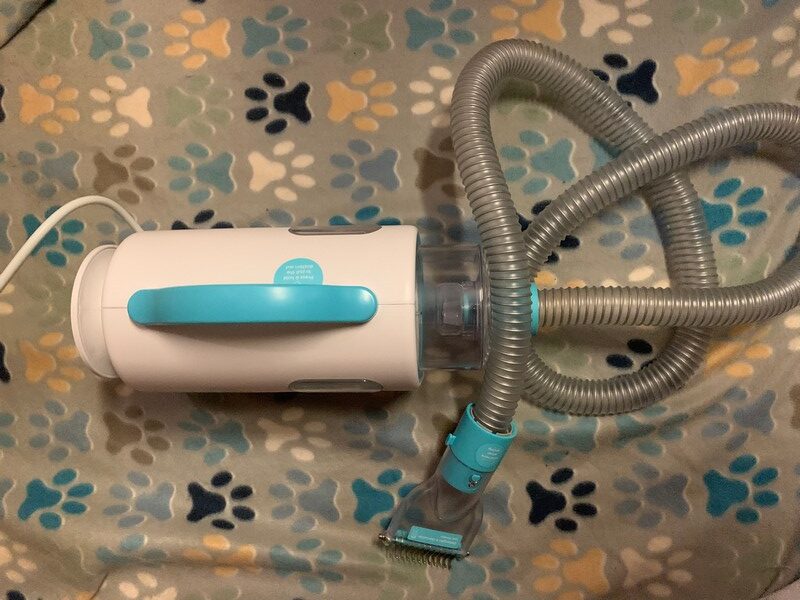 Uproot Pet Grooming Kit Review: A 7-in-1 Mess-Free Game Changer